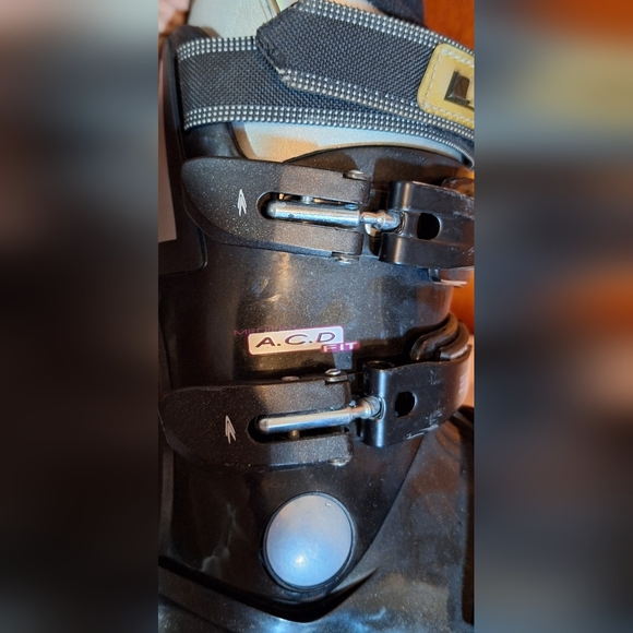 🎿Vintage LANGE ski boots. Made in Italy Size 6-6.5 - Picture 11 of 16